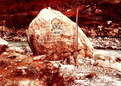 1979 Nepal, Ken Street on the Everest Trek. Photo taken by Werner Baumgartner.